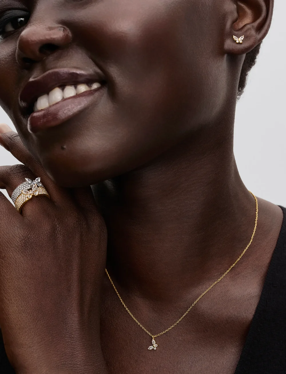 Pandora - Butterfly 14k gold-plated stud earrings with clear cubic zirconia - naastkõrvarõngad - clear - 2