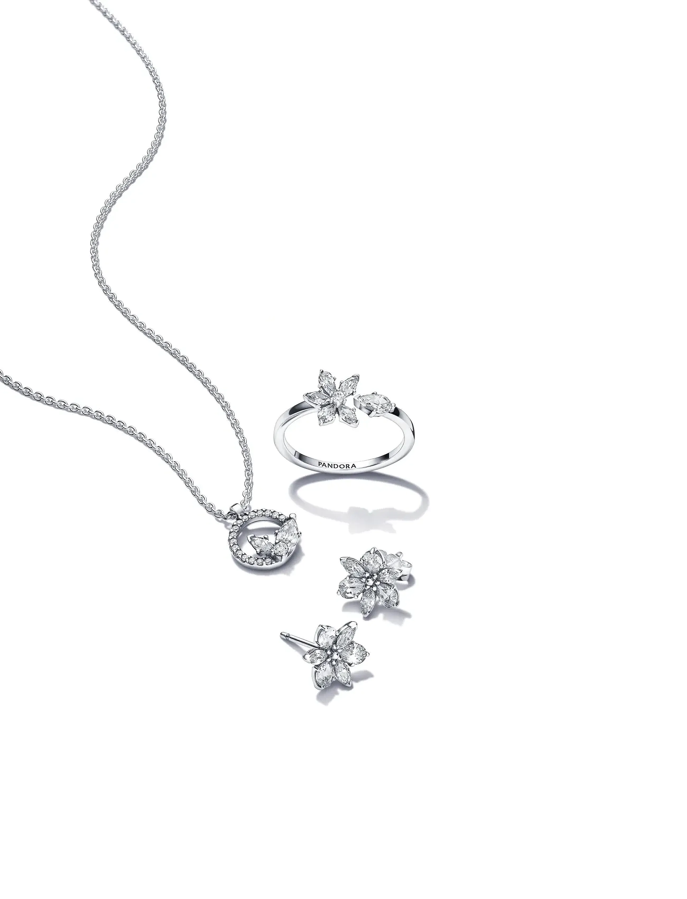Pandora - Herbarium cluster sterling silver stud earrings with clear cubic zirconia - Ørestikker - clear - 3