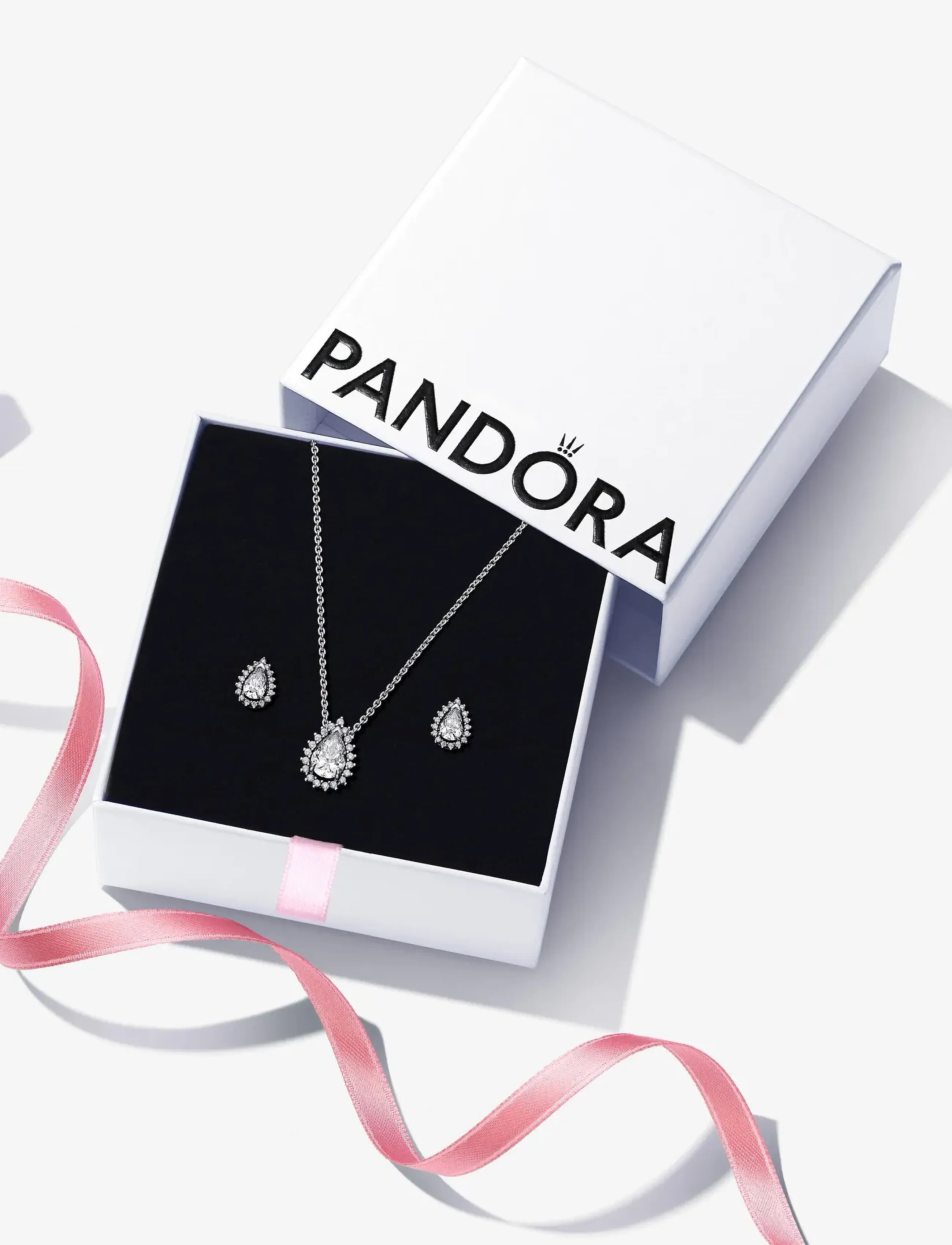 Pandora - Sterling silver stud earrings with clear cubic zirconia - Ørestikker - clear - 2