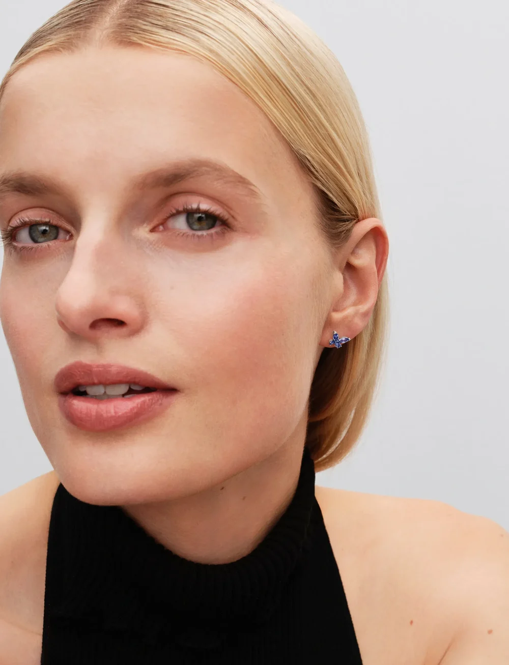 Pandora - Butterfly sterling silver stud earrings with cornflower blue crystal - ohrstecker - blue - 0