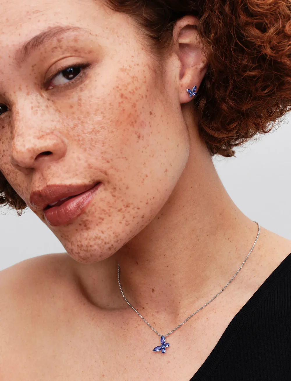 Pandora - Butterfly sterling silver stud earrings with cornflower blue crystal - ohrstecker - blue - 2