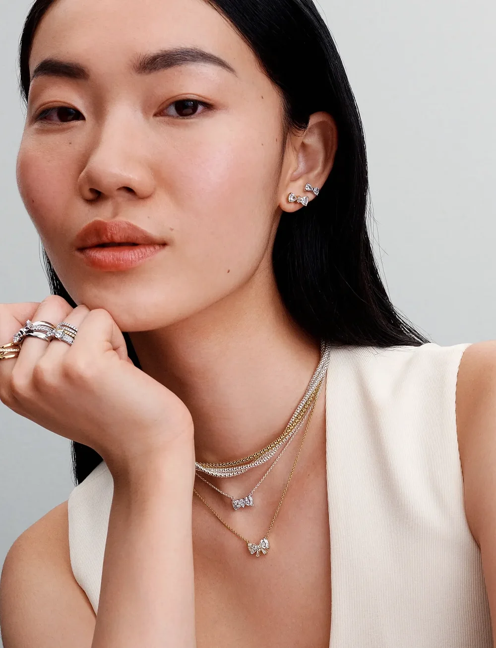 Pandora - Bow 14k gold-plated collier with clear cubic zirconia - kedjehalsband - clear - 4