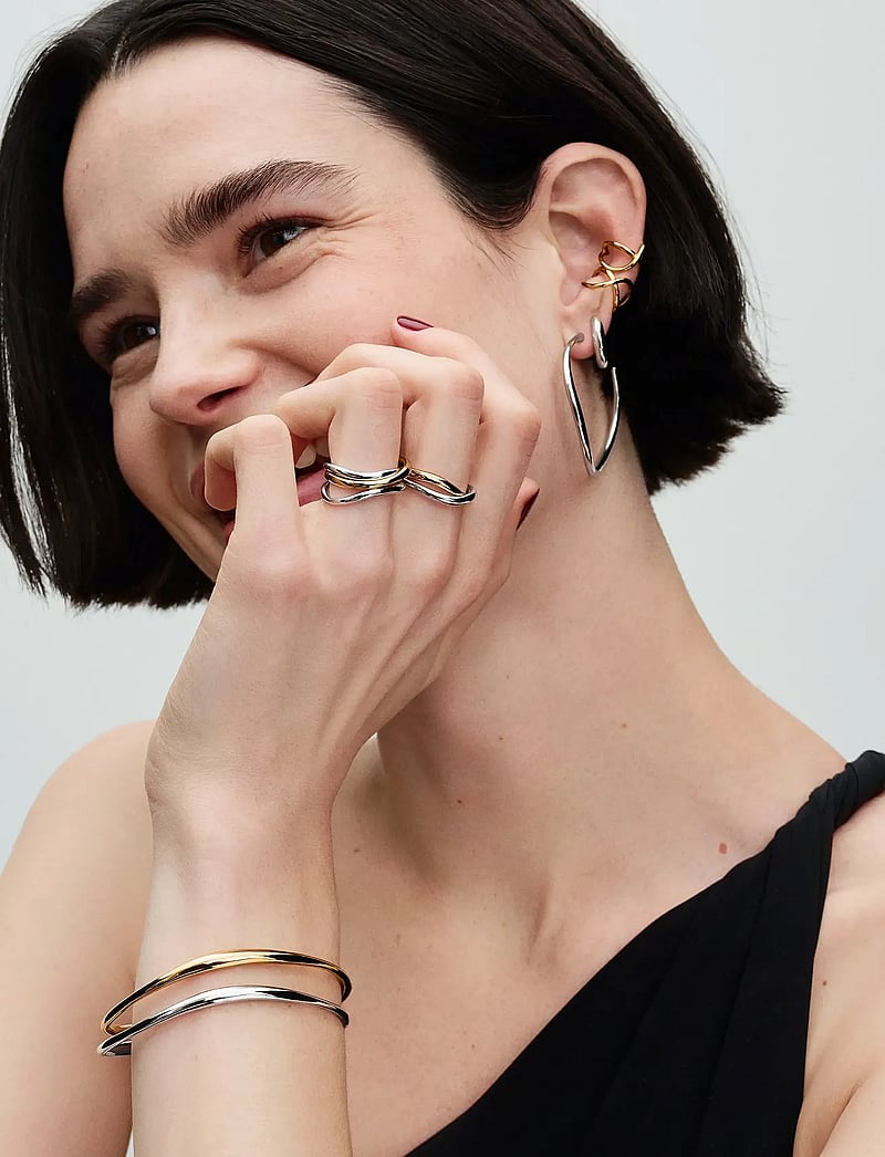 Pandora 14k Gold-plated Bangle (PND563317C00) Bangles