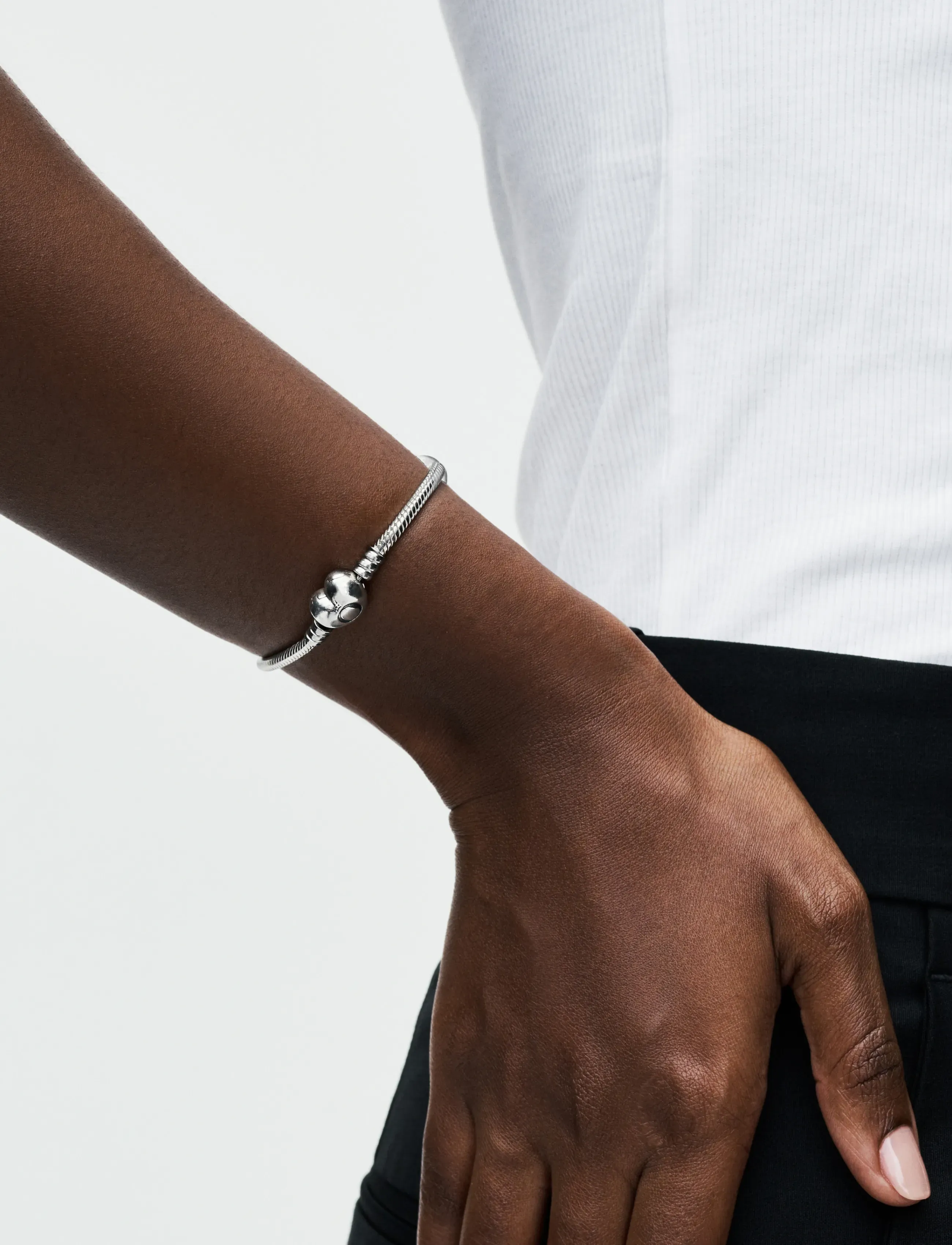 Pandora Silver Bracelet With Heart-Shaped Clasp, 23 cm, Bracelets, Silber - Chain Frauen