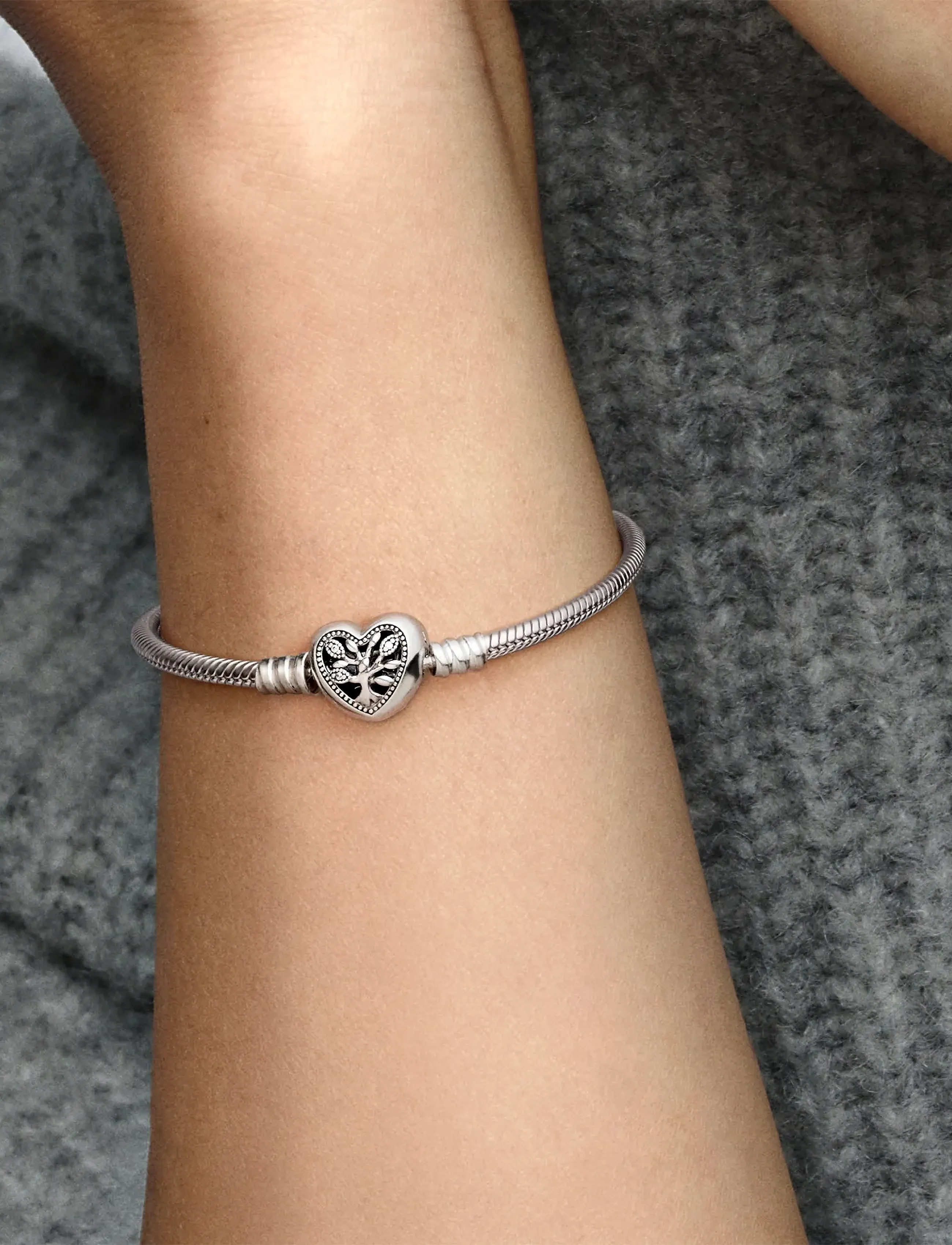 Pandora Family Tree Heart Clasp Snake Chain, 17 cm, Bracelets, Silber - Chain Frauen