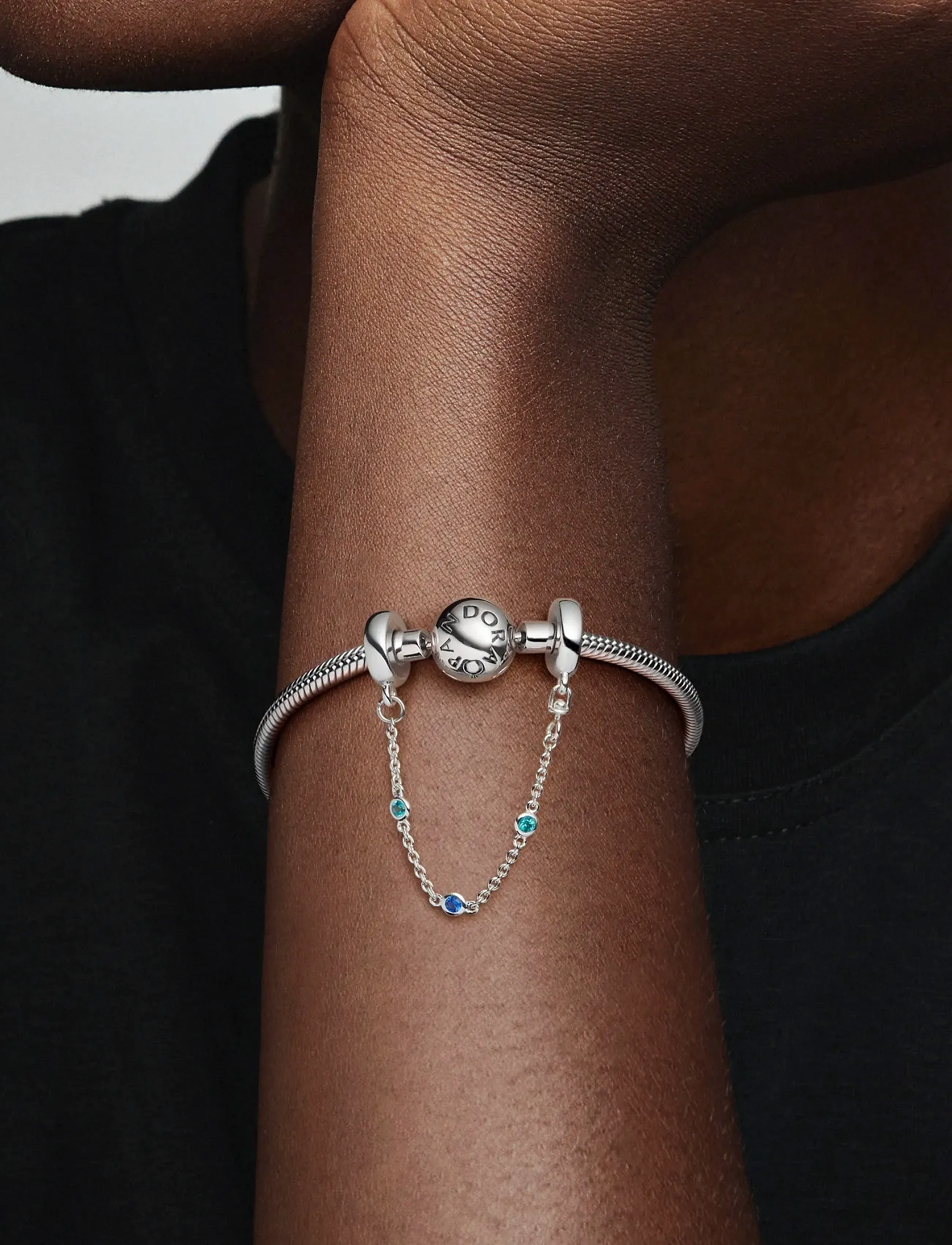 Pandora - Sterling silver safety chain with stellar blue and skylight blue crystal - hangers - no color - 3