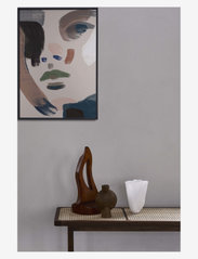 Paper Collective - Her - 50x70 cm - illustrationer - multi, beige, black, blue, green - 2