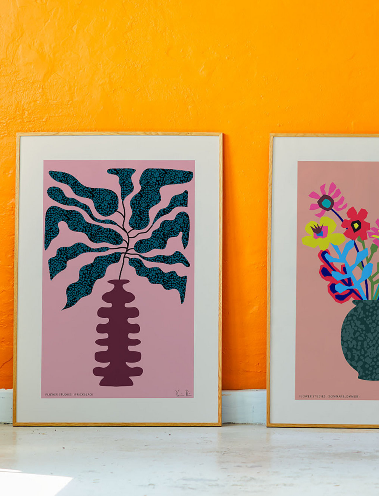Paper Collective - Flower Studies 01 (Prickblad) - 50x70 - kasvitieteellinen - pink, red, green - 1