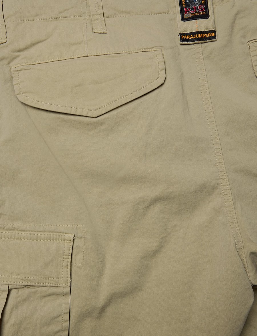 Parajumpers - Chip Jacket - cargo shorts - beige - 3