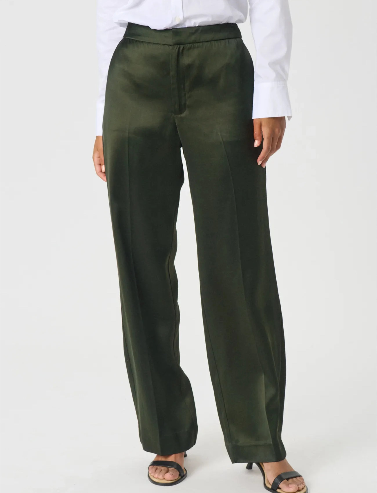 Khaki green