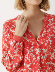 Part Two - TonniePW BL - long-sleeved blouses - cayenne painted flower - 5