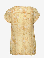 Part Two - CherPW BL - short-sleeved blouses - flower print w lyrex, yellow - 1