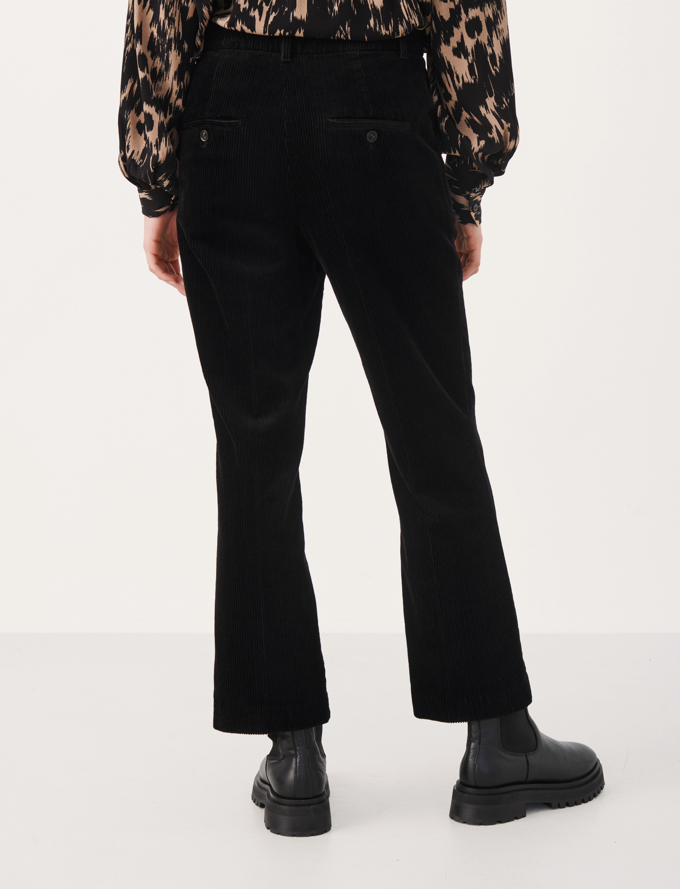 Part Two - MishaPW Cropped PA - black - 4