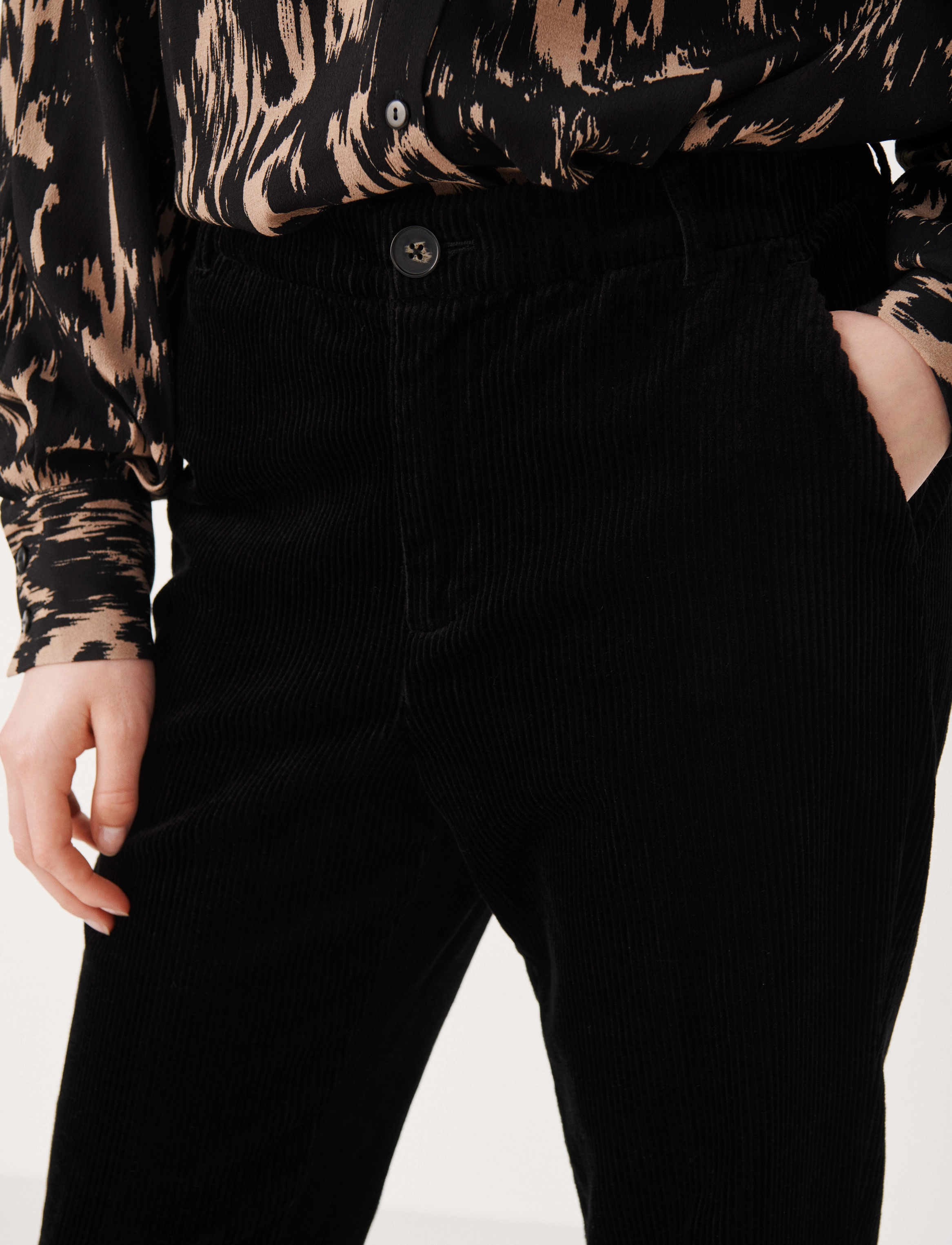 Part Two - MishaPW Cropped PA - black - 5
