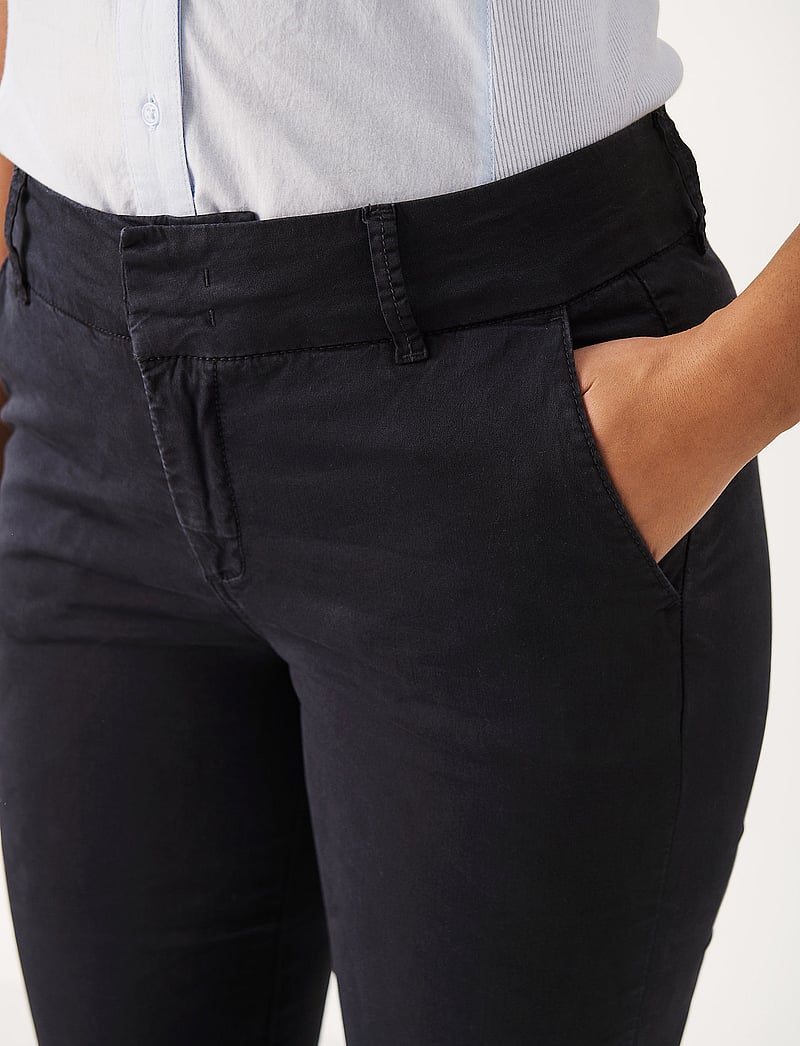 Part Two - SoffysPW Pants - slim fit trousers - dark navy - 5