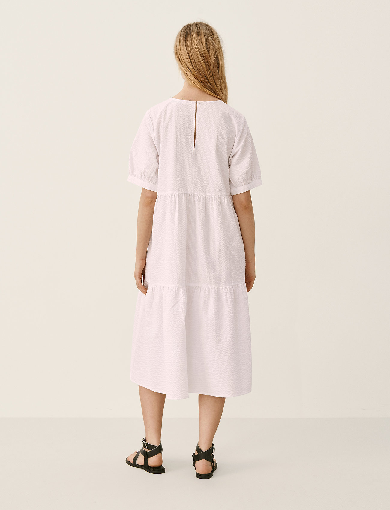 Part Two - IanePW DR - bright white - 4