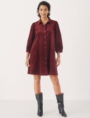Part Two - EleinaPW DR - marškinių tipo suknelės - tawny port - 3