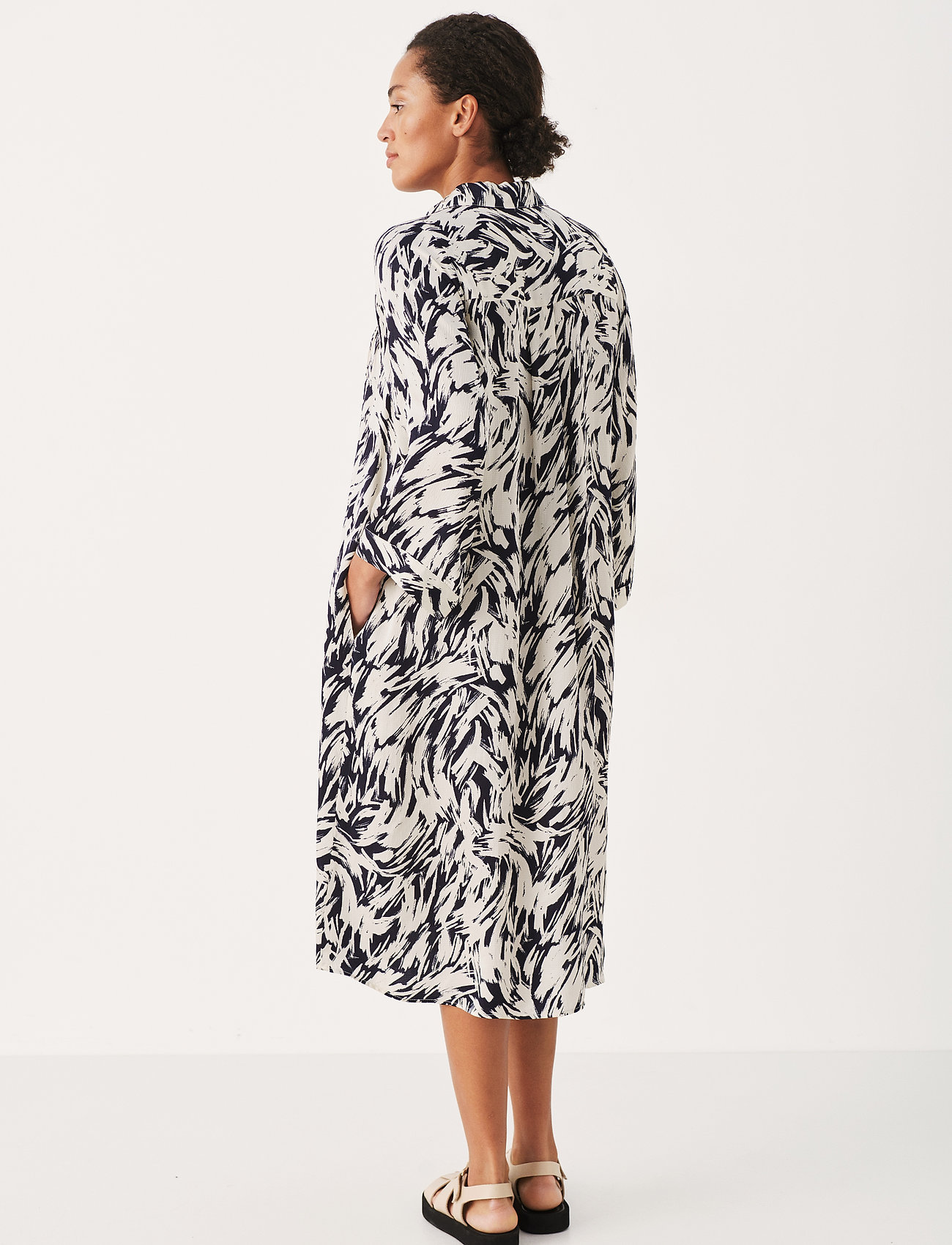 Part Two - NiannaPW DR - night sky brush print - 4