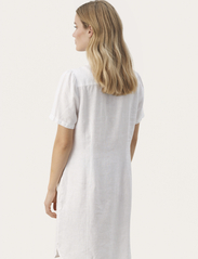 Part Two - AminasePW DR - skjortklänningar - bright white - 3