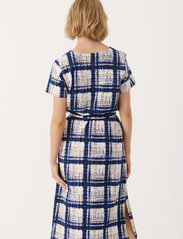 Part Two - OtiliePW DR - midi kjoler - blue square print - 4