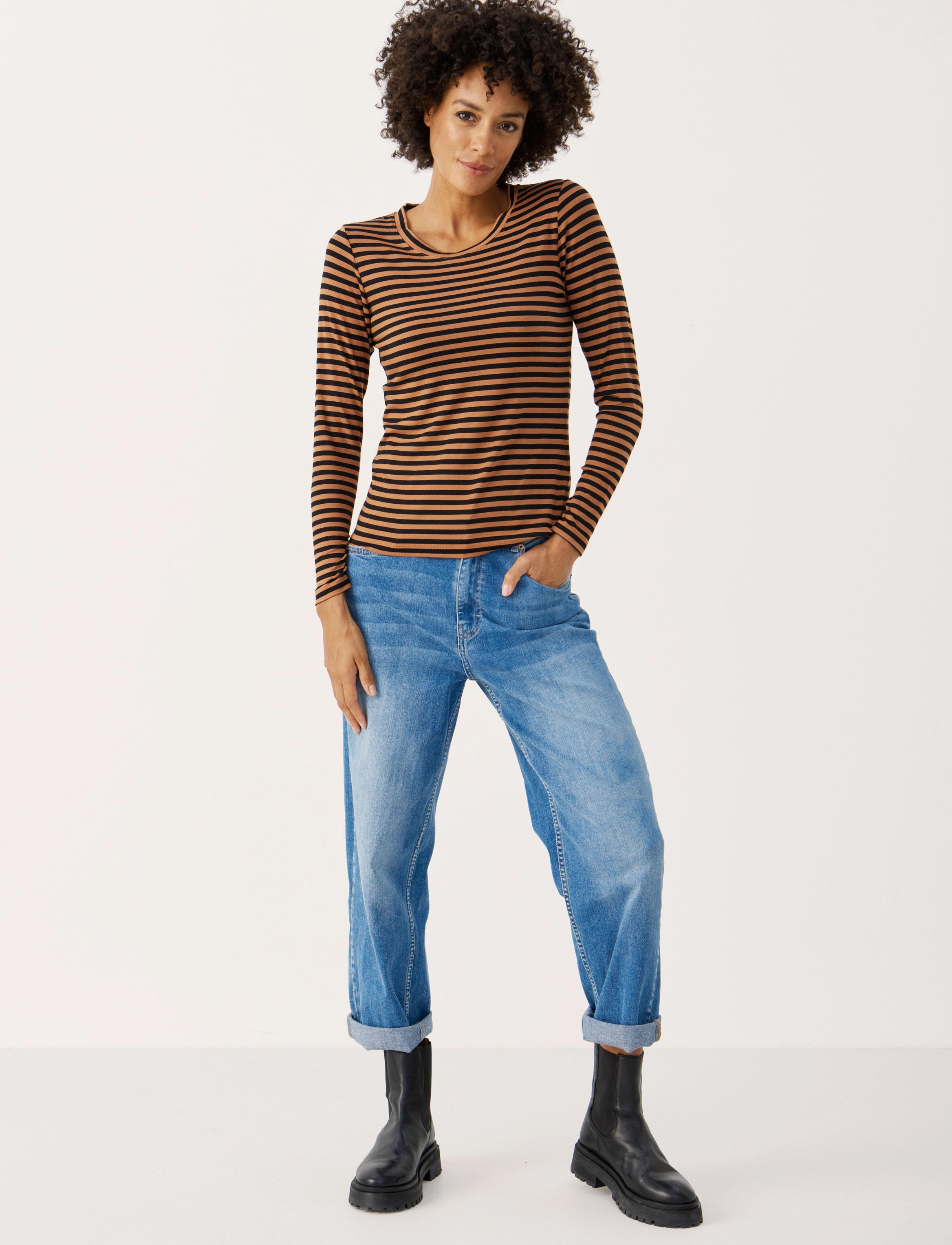 Part Two - EmajaPW TS - argan oil stripe - 3