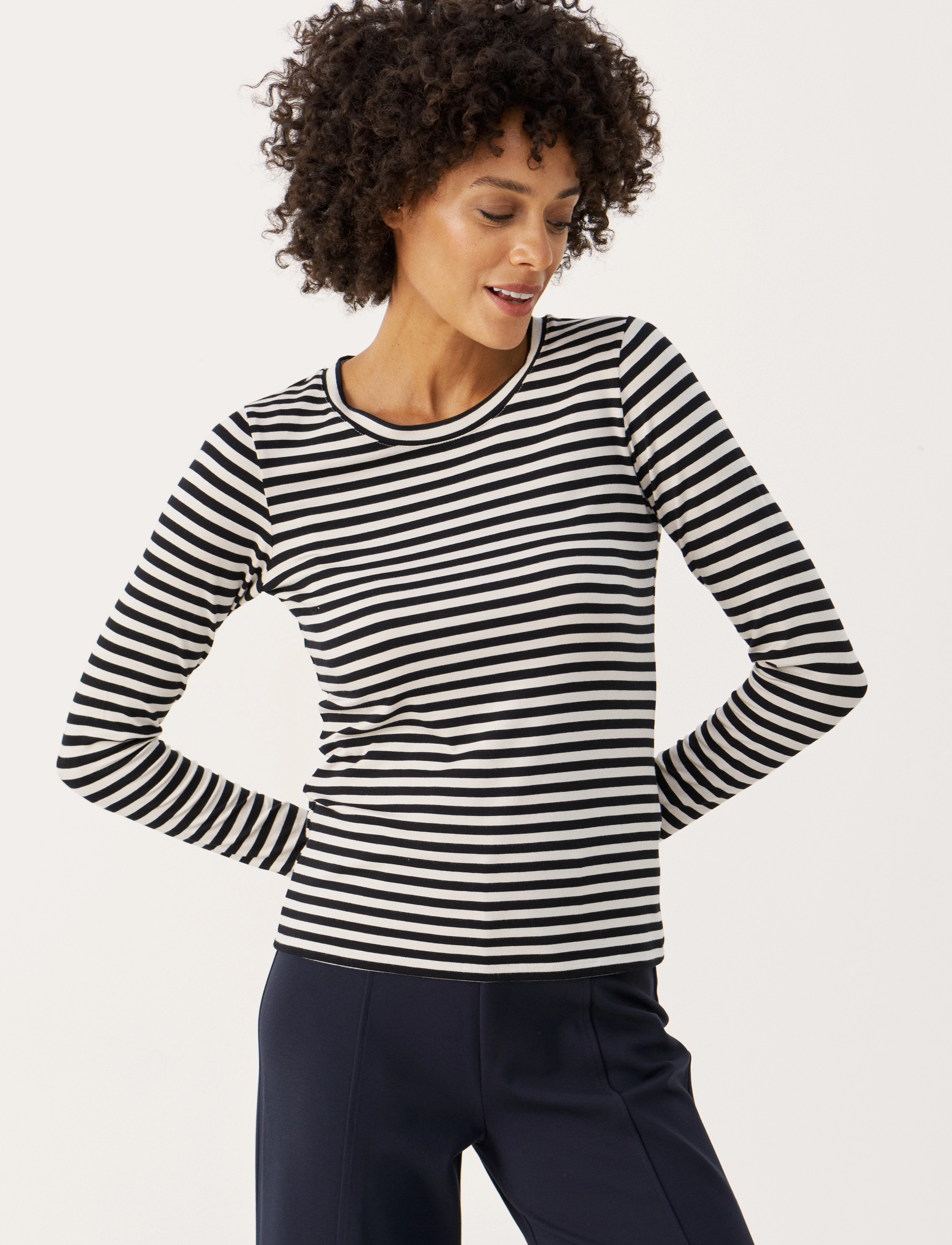 Part Two - EmajaPW TS - black stripe - 2