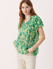 Part Two - SinnaPW BL - short-sleeved blouses - green gradient print - 2