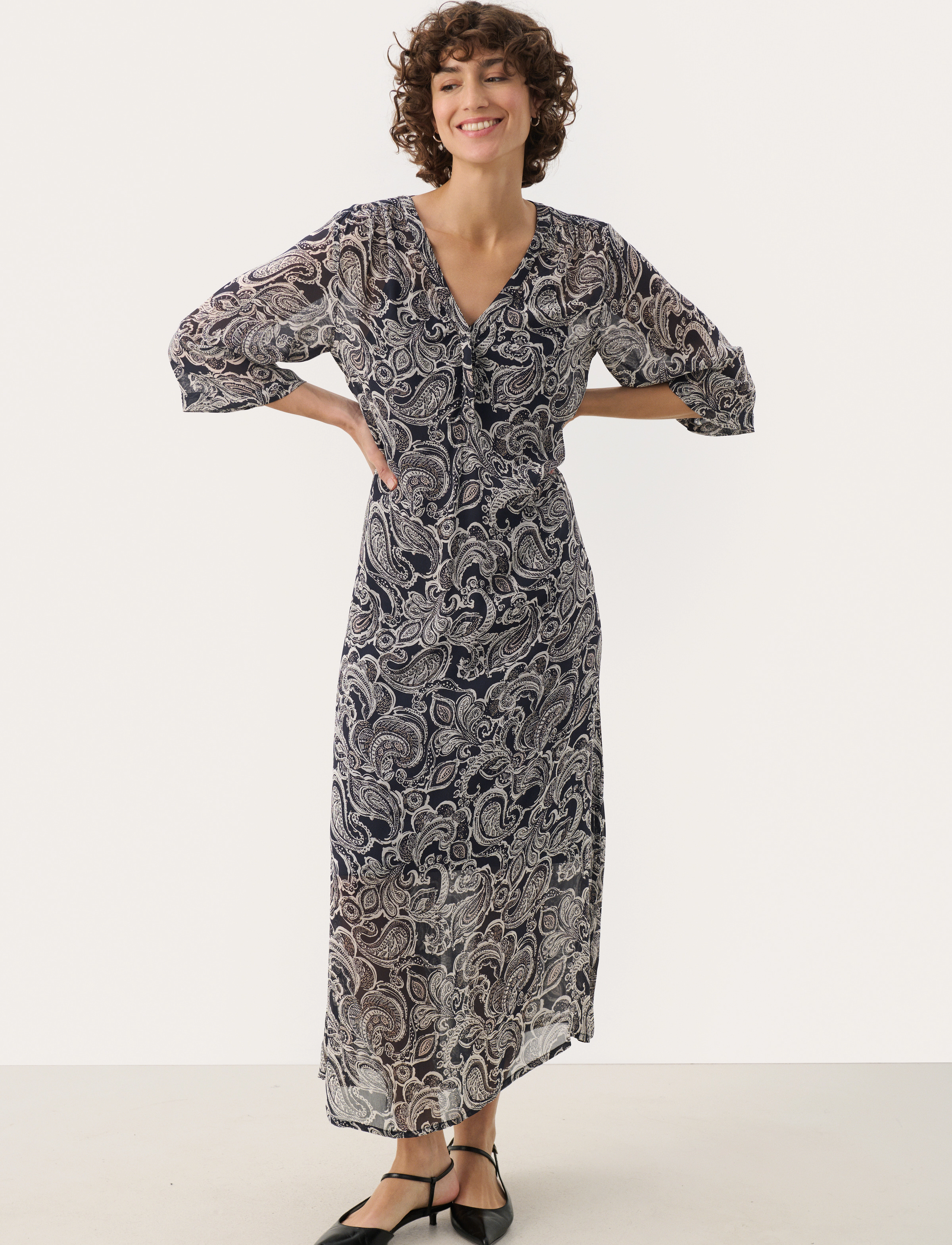 Part Two - BeritPW DR - sommerkjoler - after midnight paisley print - 3