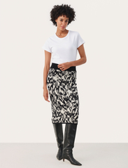 Part Two - CeniaPW SK - knitted skirts - black texture jaquard - 3