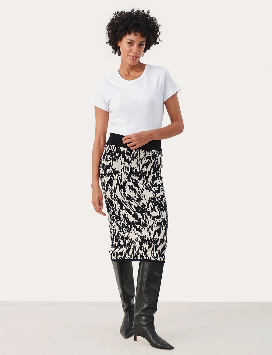 Part Two - CeniaPW SK - neulehameet - black texture jaquard - 3