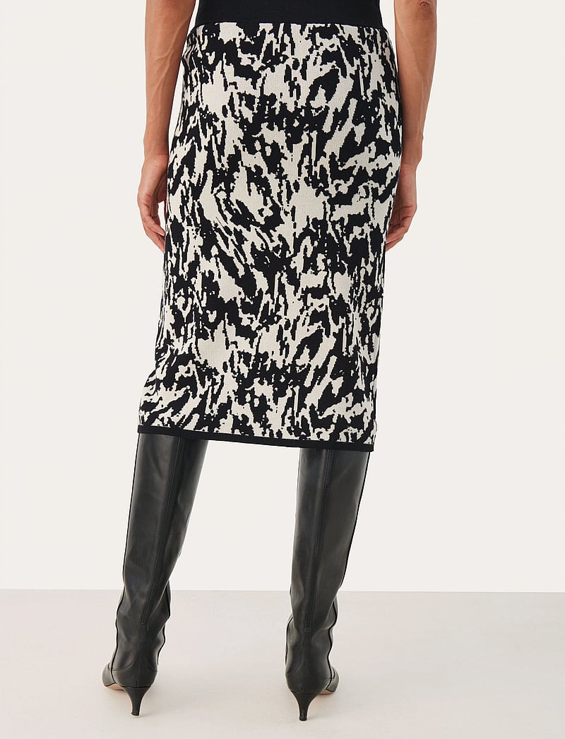 Part Two - CeniaPW SK - strikkede nederdele - black texture jaquard - 4