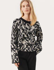 Part Two - CentaPW PU - pullover - black texture jaquard - 2