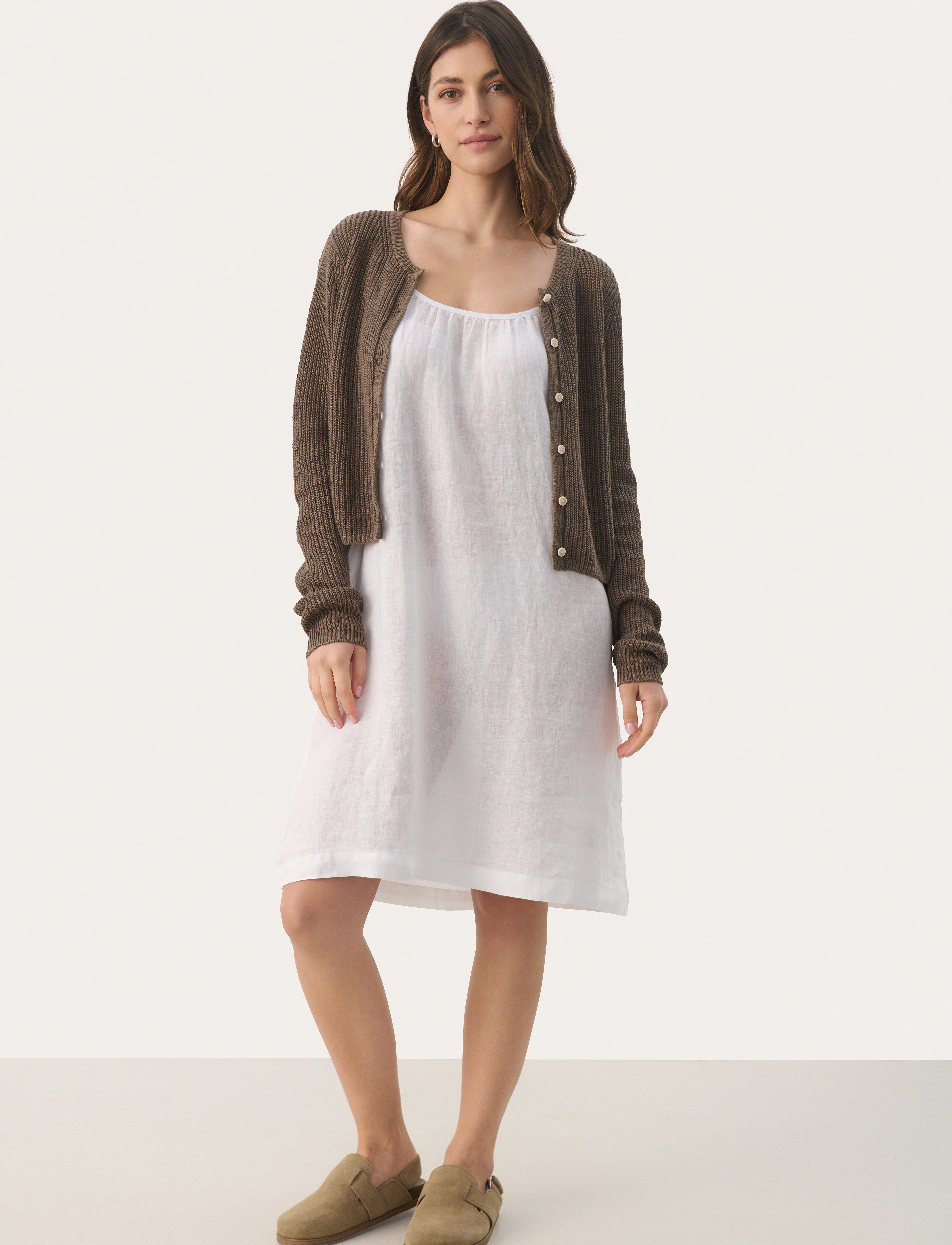 Part Two - AlexianaPW DR - bright white - 4