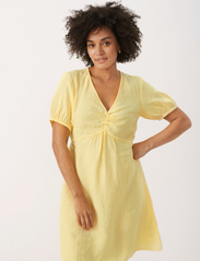 Part Two - AltheanPW DR - summer dresses - mellow yellow - 2