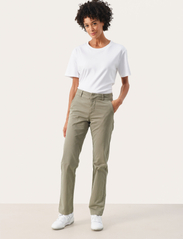 Part Two - SoffynPW PA - chinos - vetiver - 3