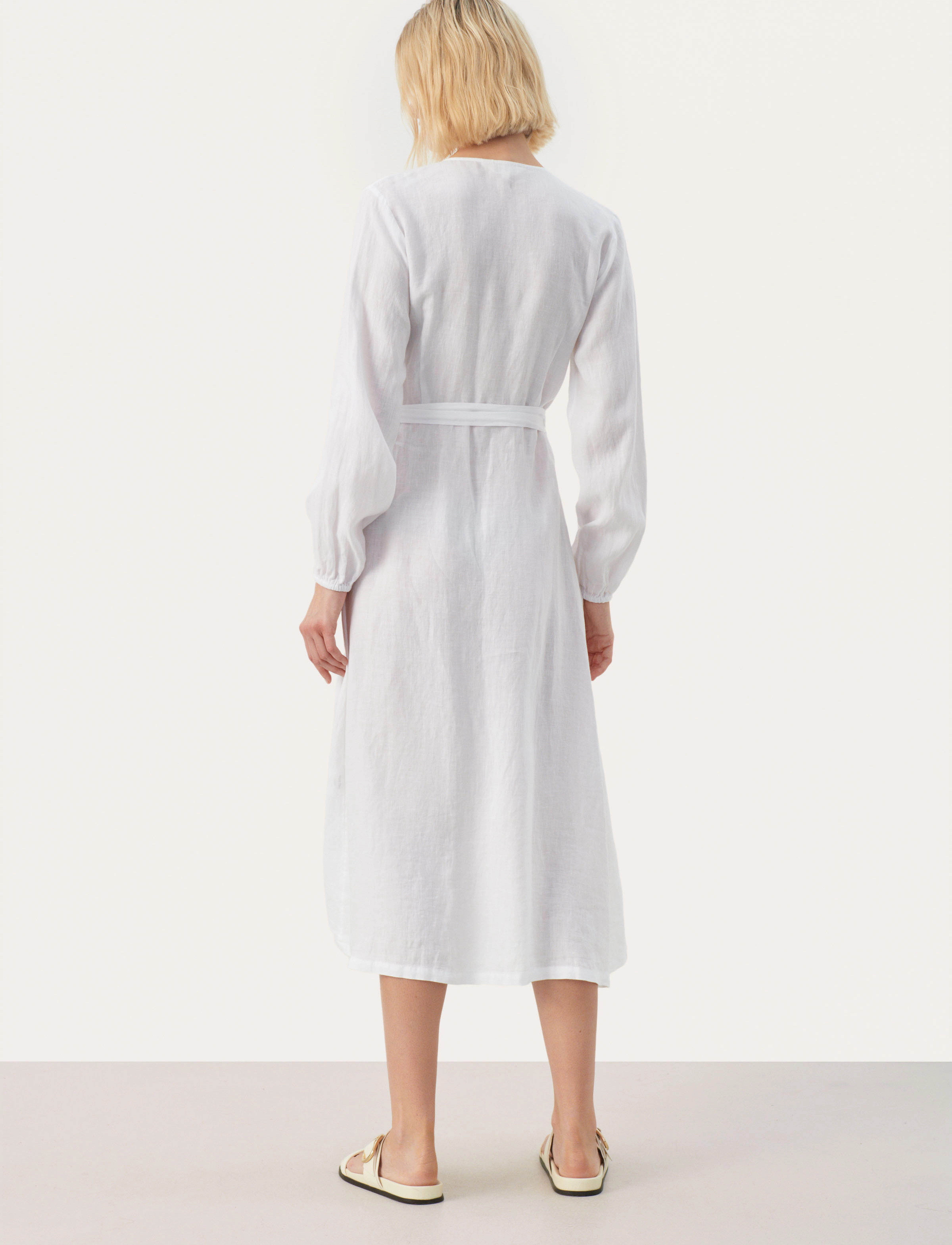 Part Two - ElinoraPW DR - bright white - 4