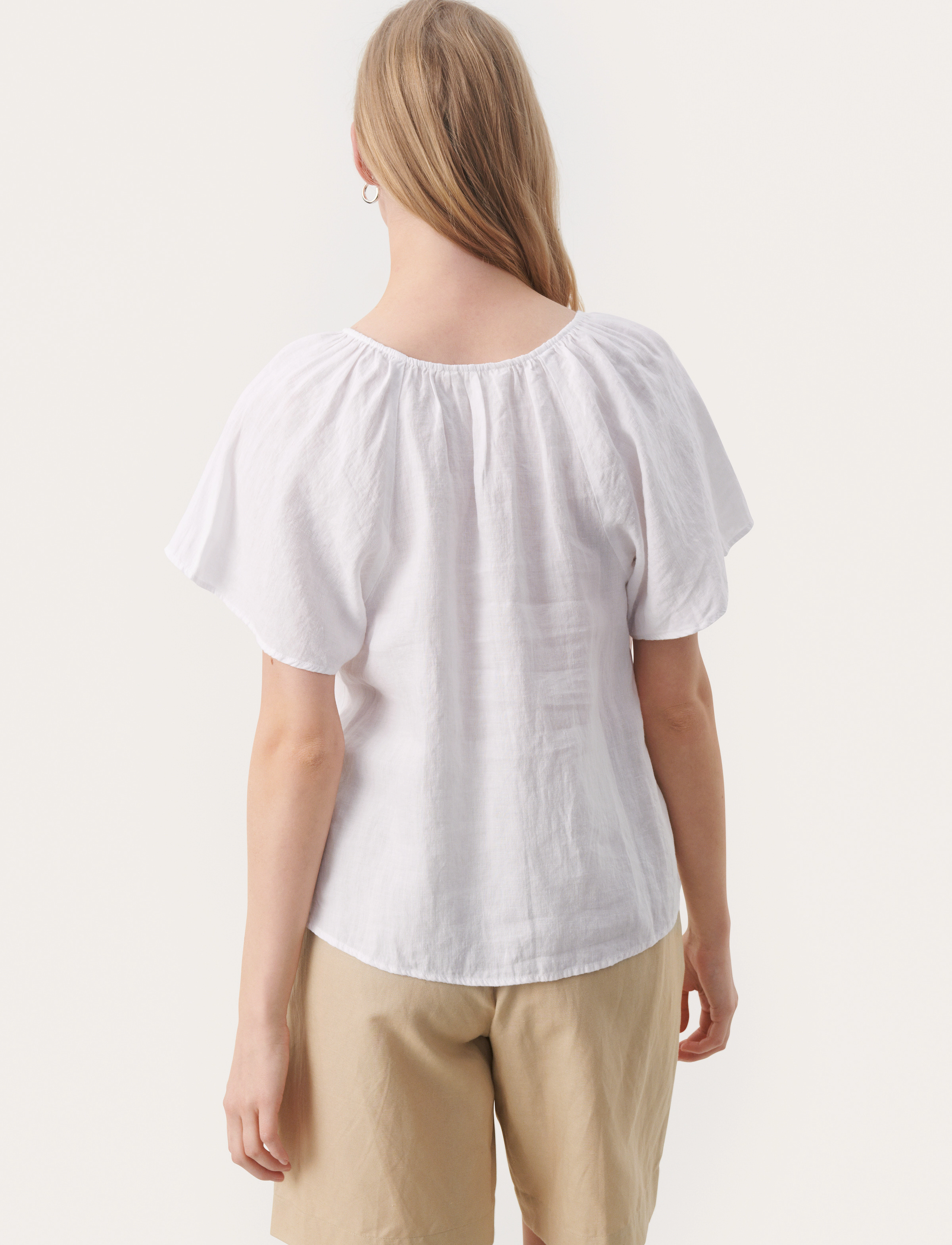 Part Two - GeorgianaPW BL - bright white - 4