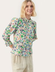 Part Two - NevinPW SH - long-sleeved blouses - green multi flower print - 2