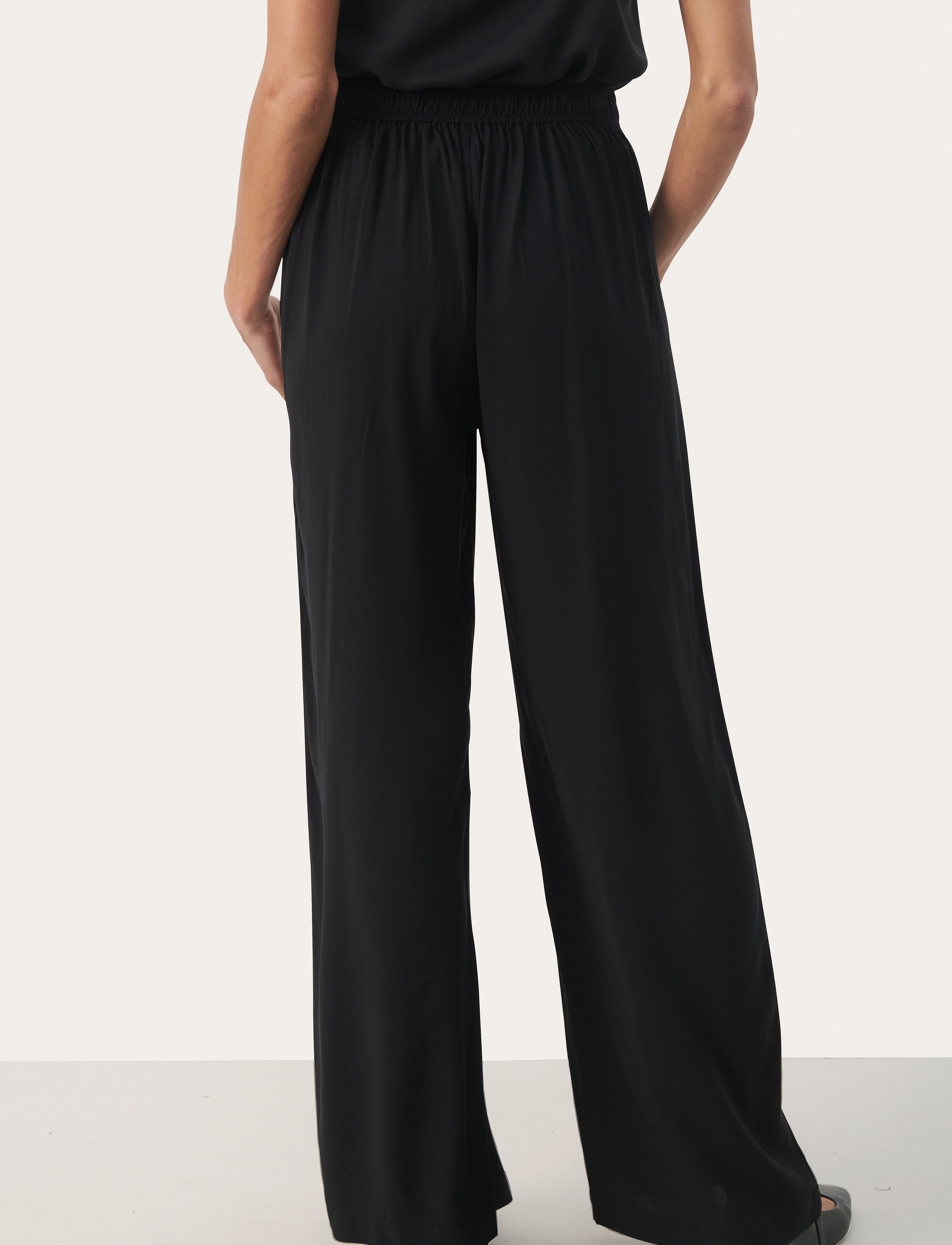 Part Two - PannaePW PA - black - 4
