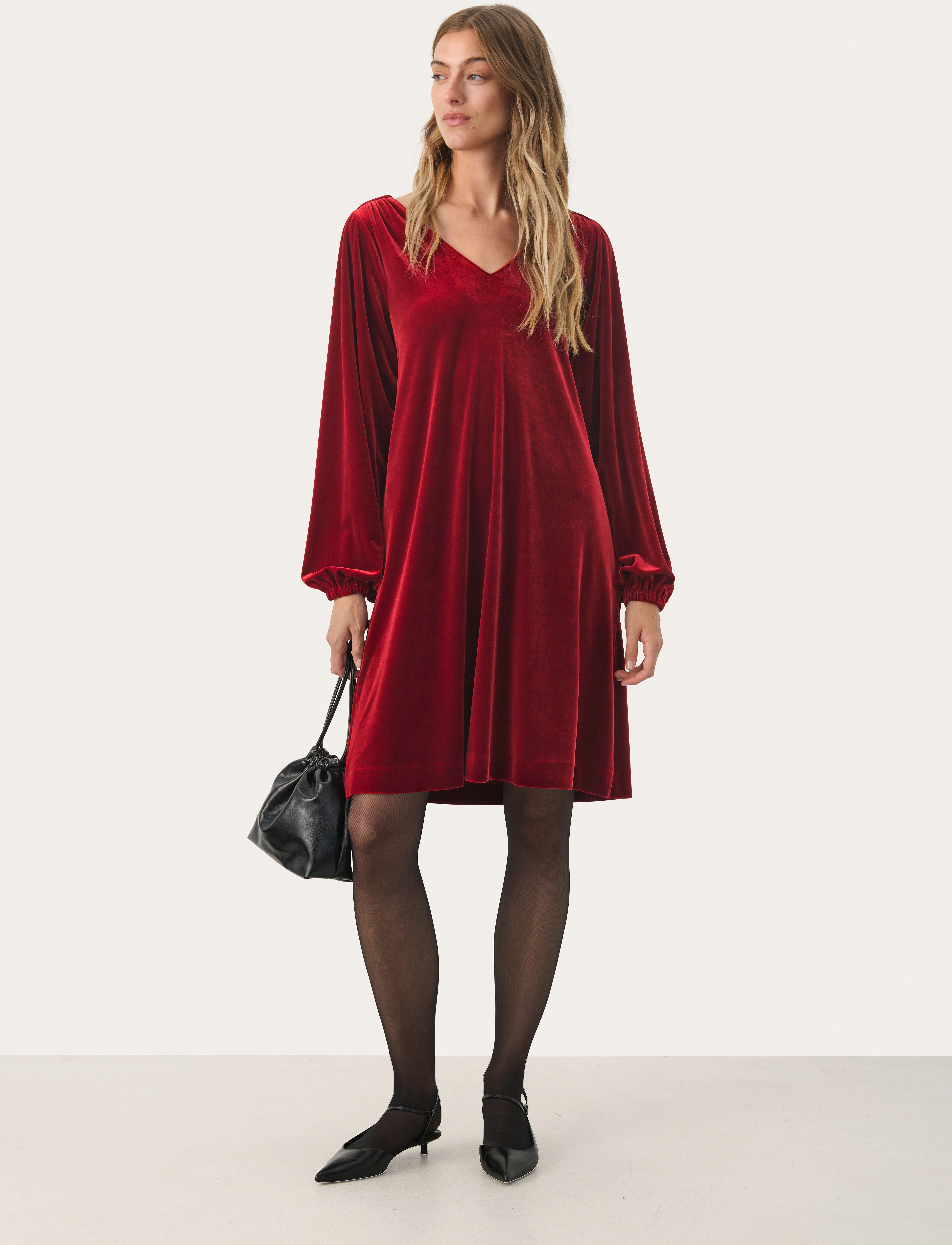 Part Two - MadiPW DR - lyhyet mekot - rhythmic red - 4