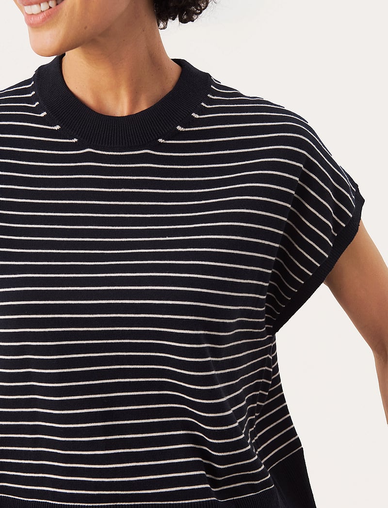 Part Two - NatayaPW PU - short-sleeved blouses - dark navy stripe - 5