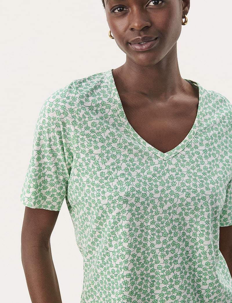 Part Two - CurliaPW TS - t-paidat - green mini grid flower - 5