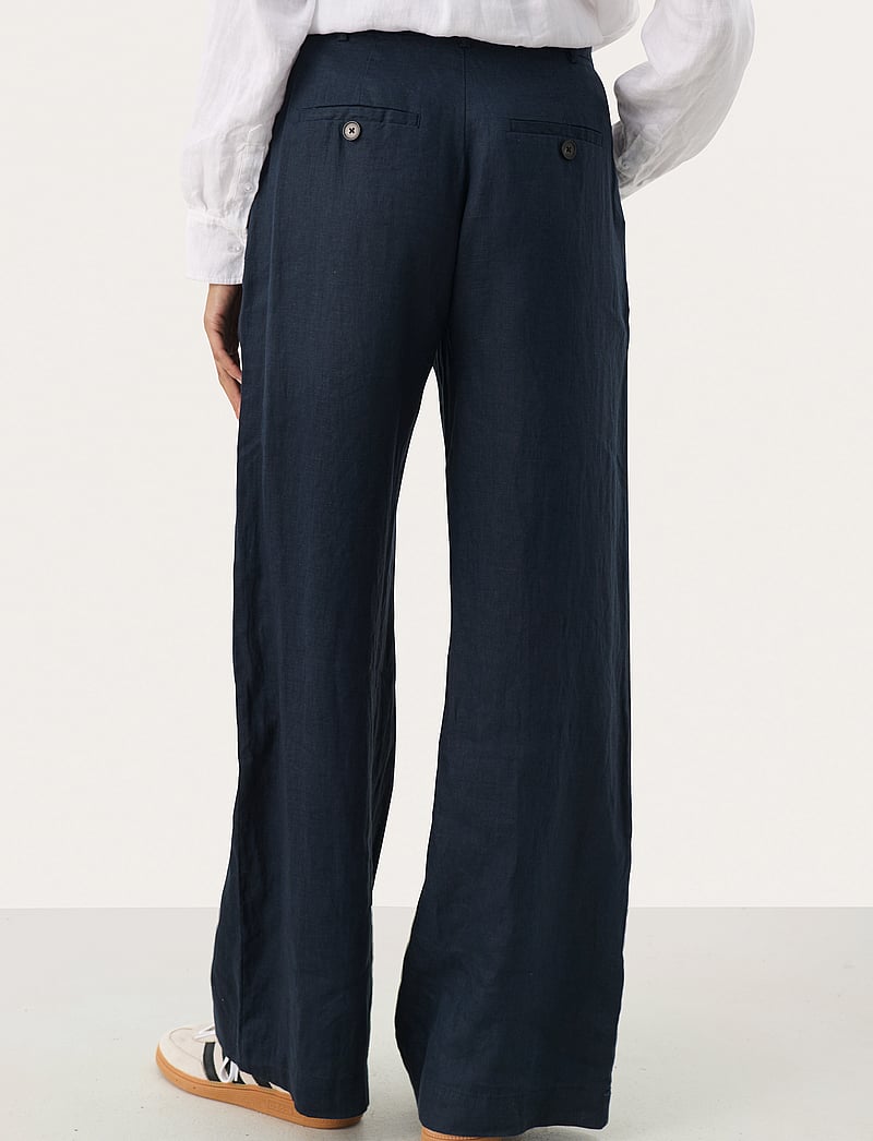 Part Two - NinnesPW PA - leinenhosen - after midnight - 5