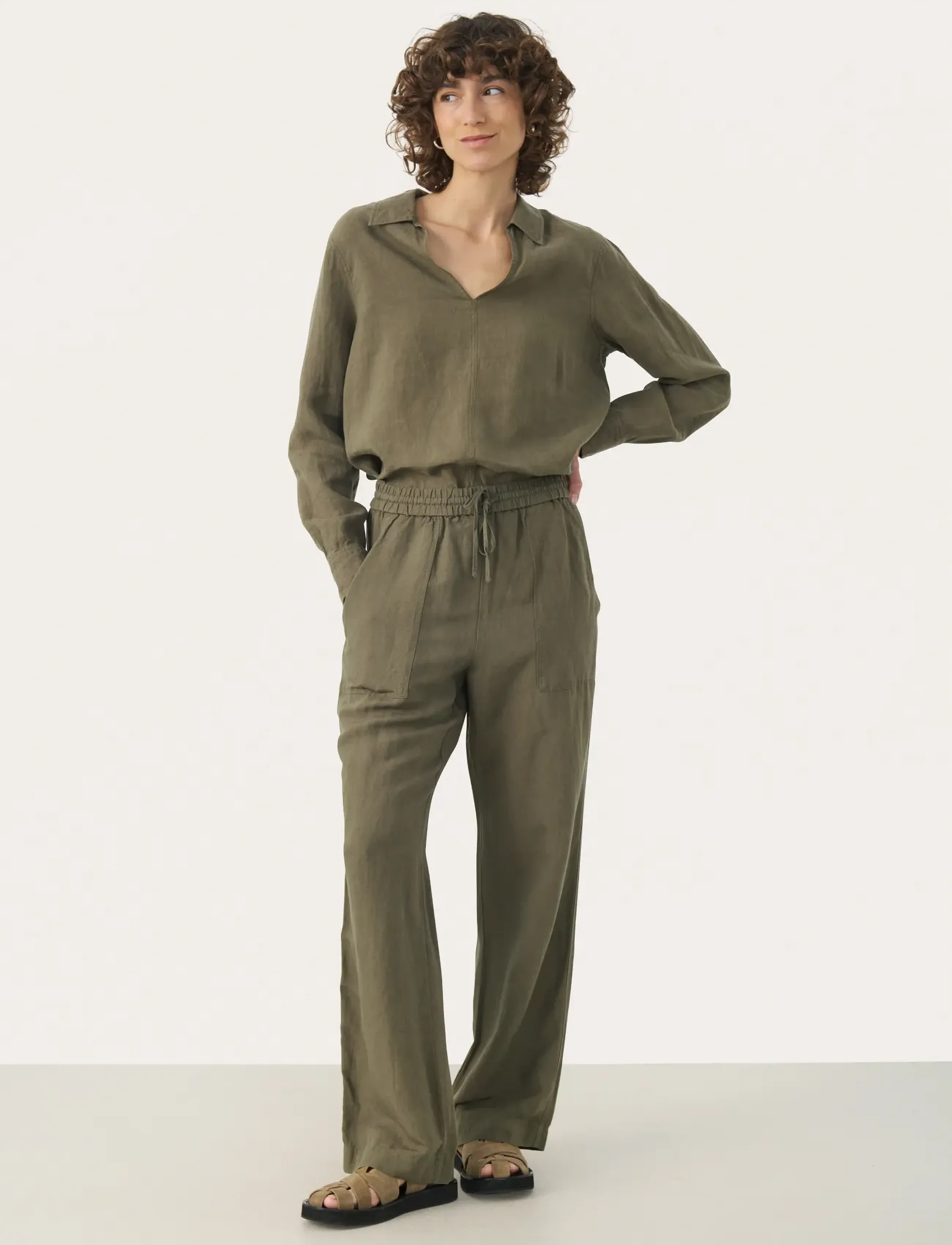 Part Two Eniolapw Pa, 46, Khaki green, Bukser > Brede Ben, Dame
