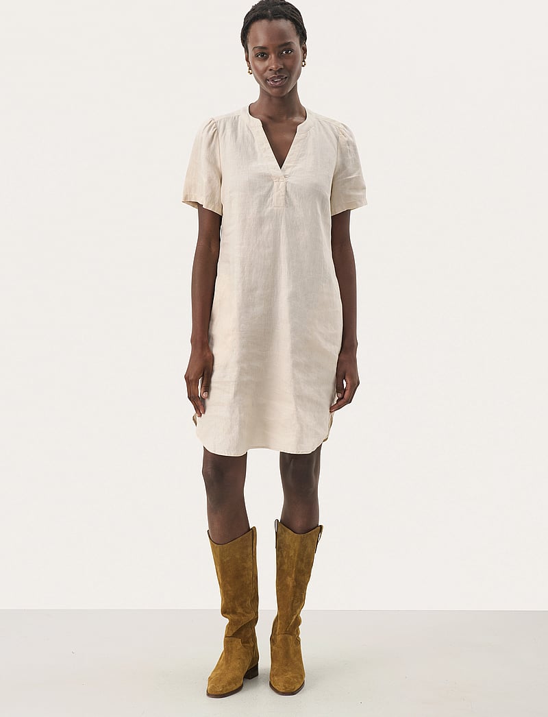 Part Two - AminasePW DR - minikleidid - french oak - 3