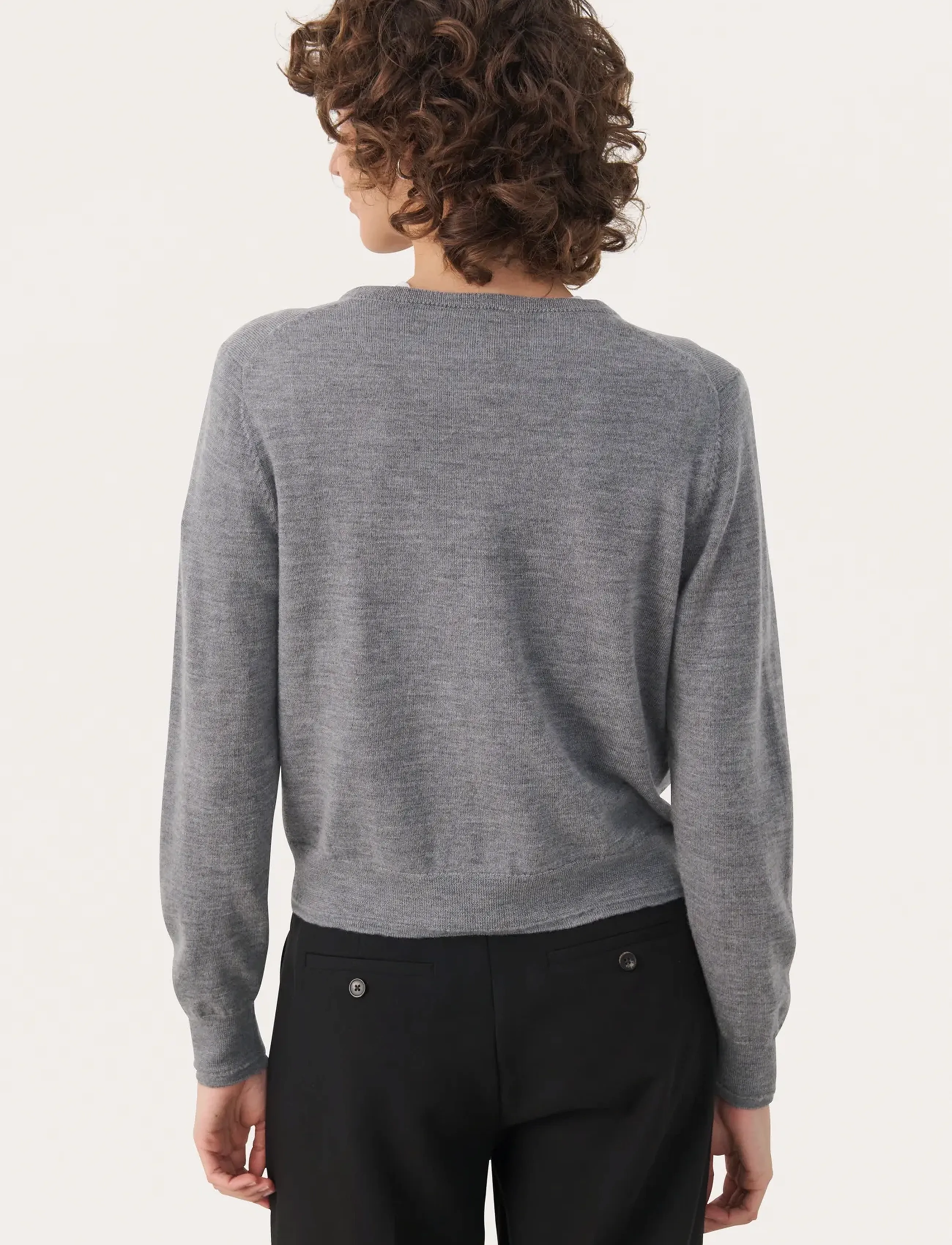 Noelanipw Cardigan 3