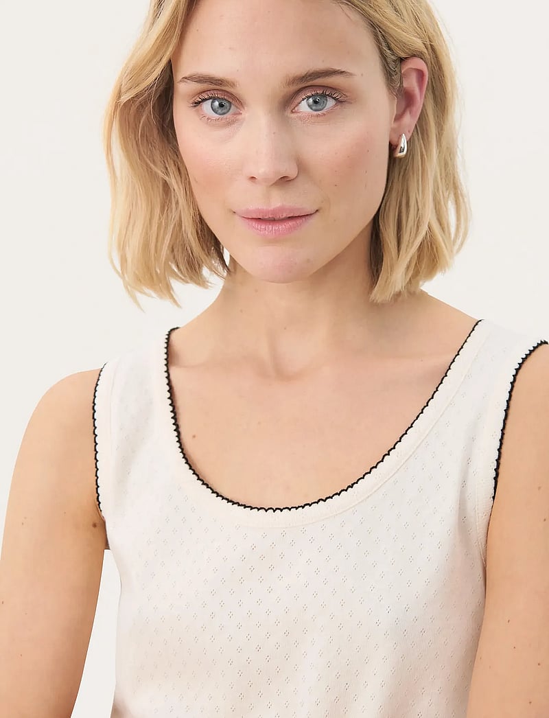 Part Two - JuliannesPW TO - tanktops - eggnog - 5