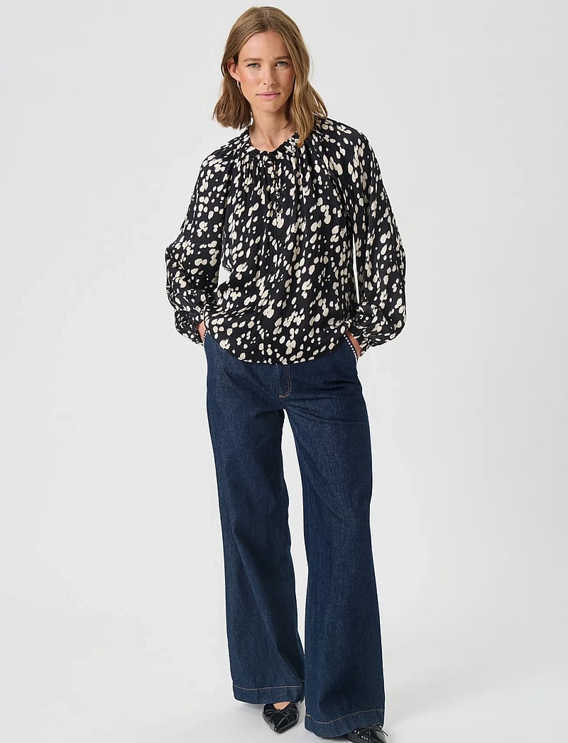 Part Two - VenessaPW BL - långärmade blusar - black dot print - 3