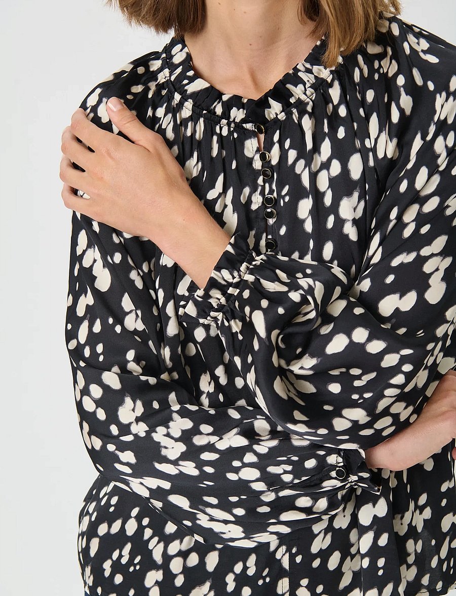 Part Two - VenessaPW BL - langärmelige blusen - black dot print - 5