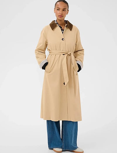 Yvonapw Otw - Trenchcoats